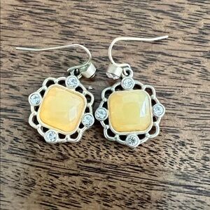 Elegant Yellow and antique gold Earrings